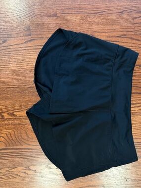 Lululemon Speed Up High-Rise Short 4", size 12 (black)